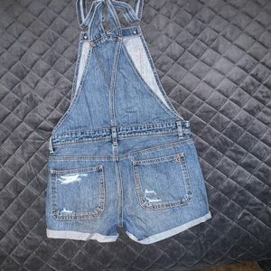 American Eagle short overalls